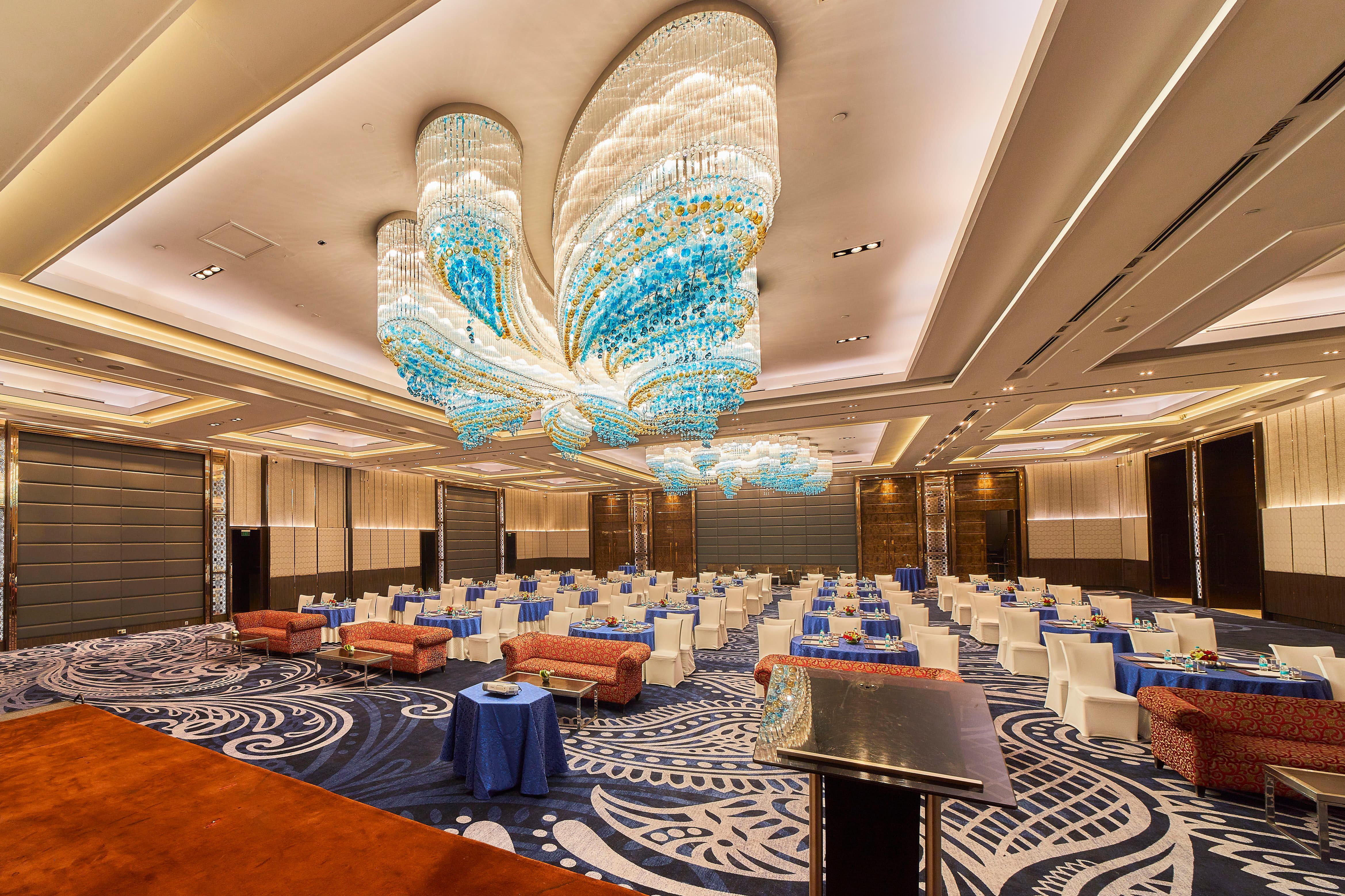 Crowne Plaza New Delhi Rohini By Ihg Hotell Eksteriør bilde