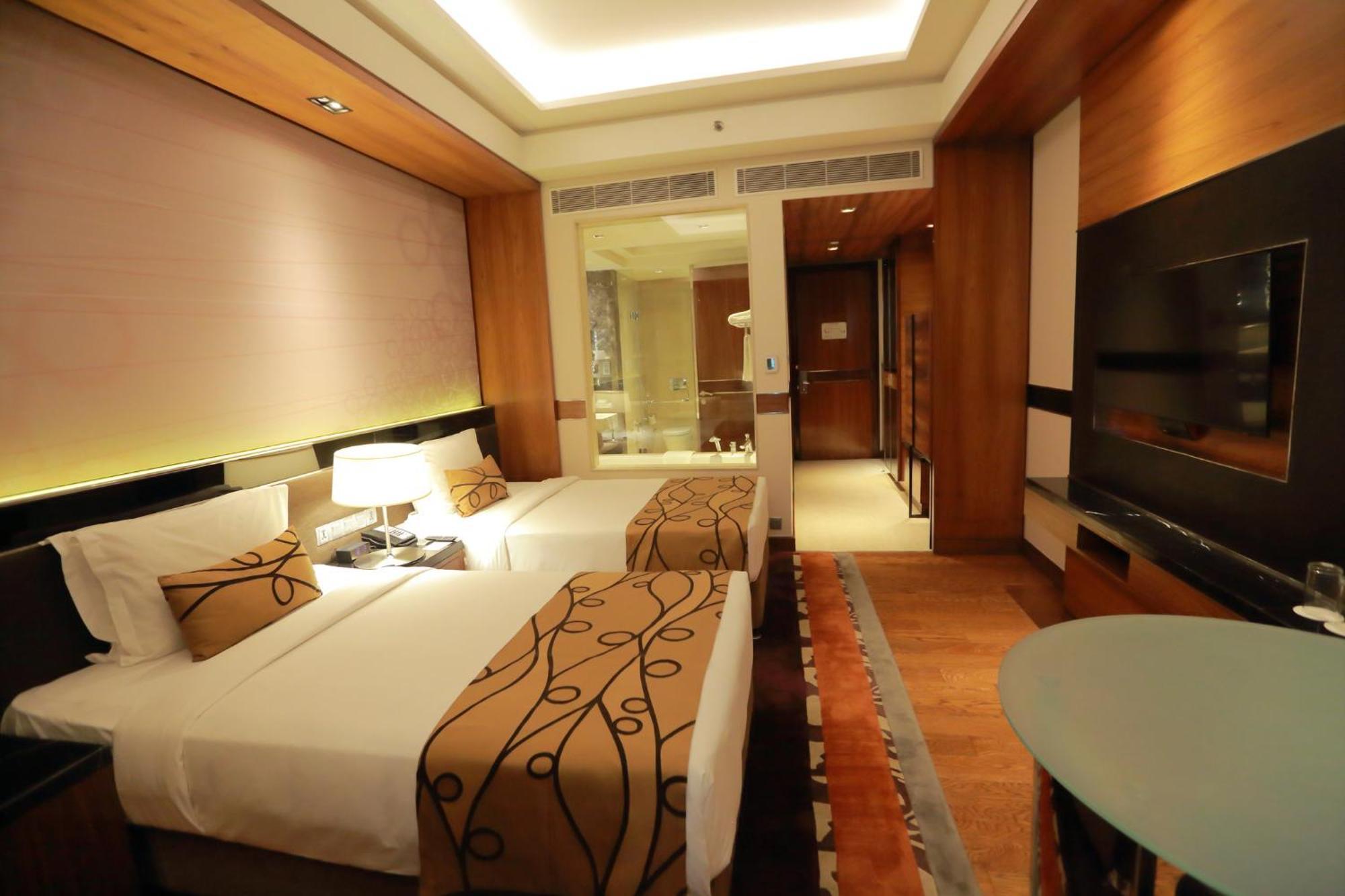 Crowne Plaza New Delhi Rohini By Ihg Hotell Eksteriør bilde