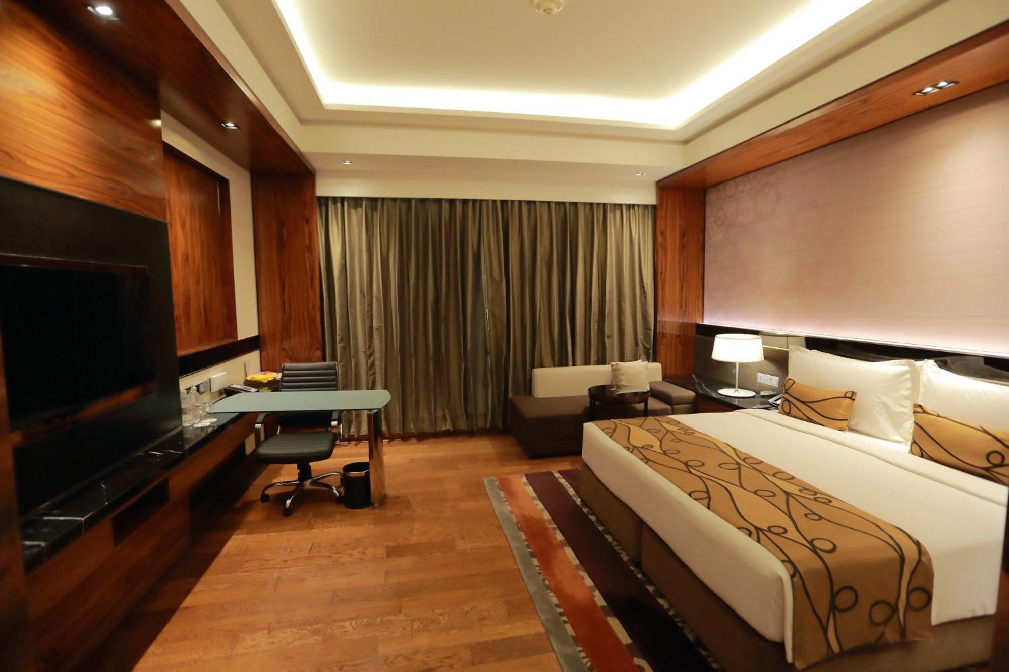 Crowne Plaza New Delhi Rohini By Ihg Hotell Eksteriør bilde